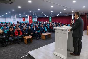 AK KADINLAR BİLGİ DEPOLADI